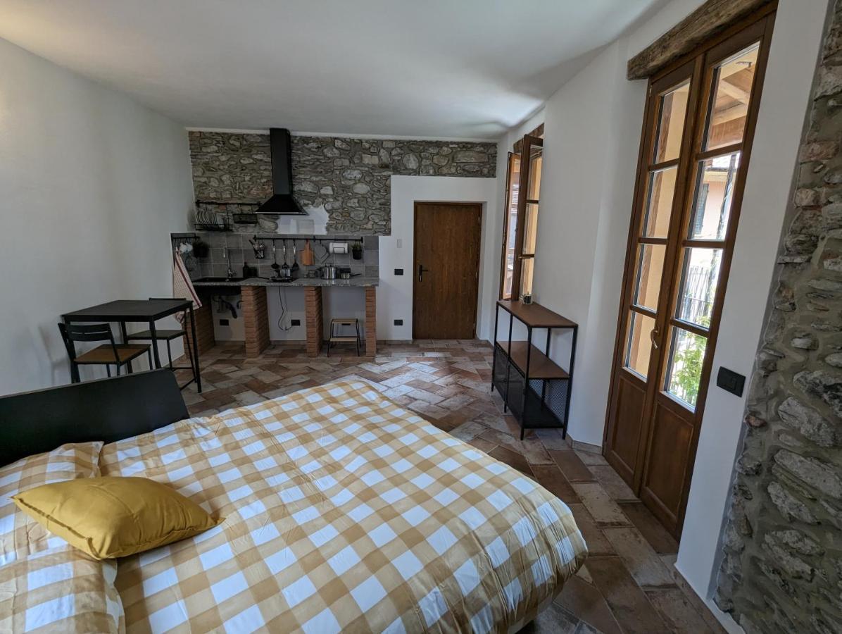 Antica Osteria Apartments Dongo Dış mekan fotoğraf
