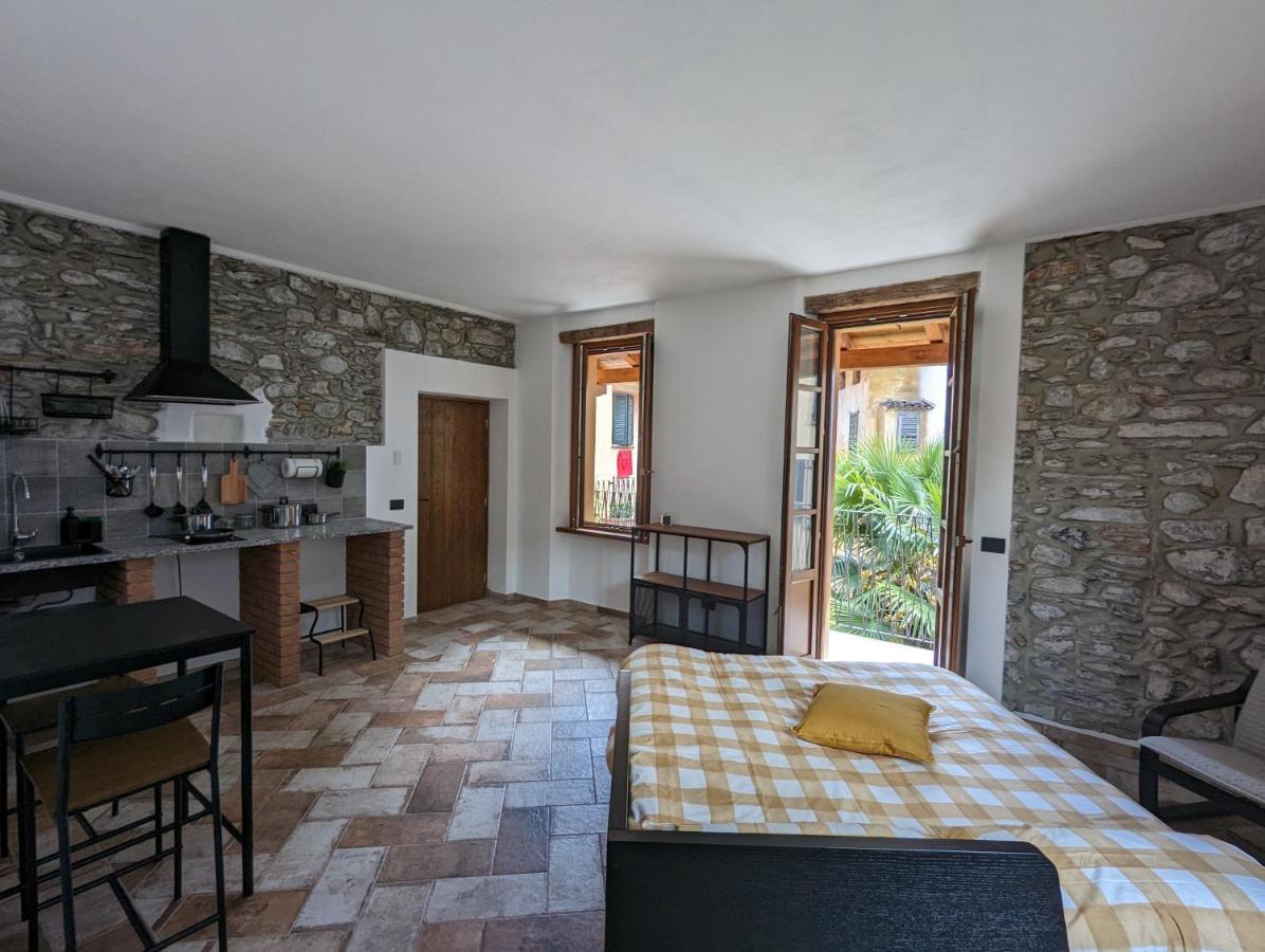 Antica Osteria Apartments Dongo Dış mekan fotoğraf