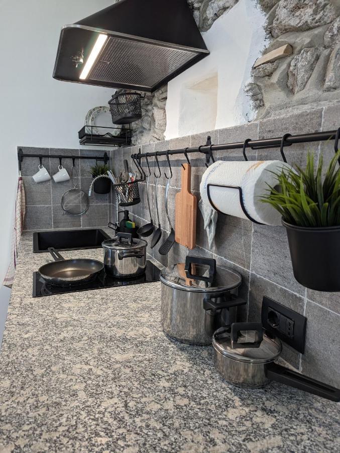 Antica Osteria Apartments Dongo Dış mekan fotoğraf