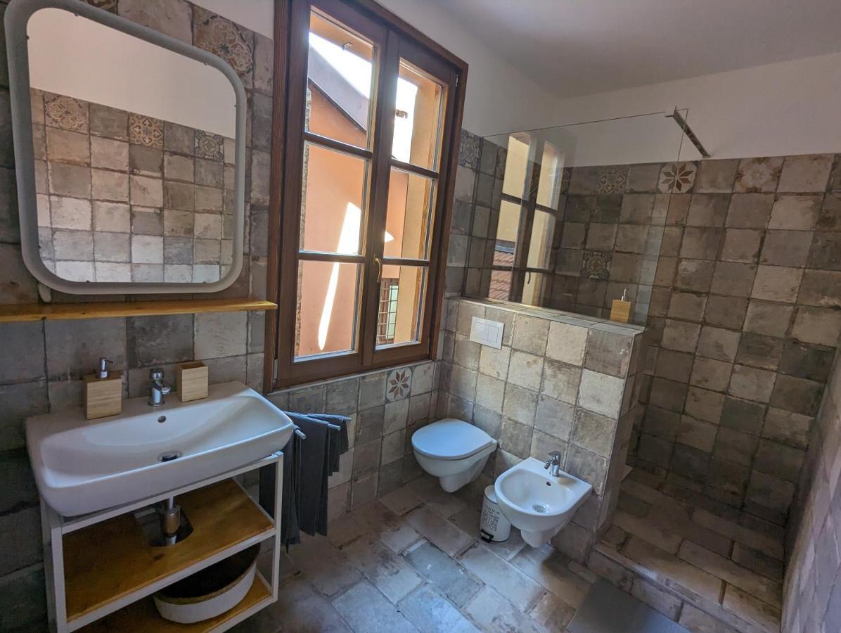 Antica Osteria Apartments Dongo Dış mekan fotoğraf