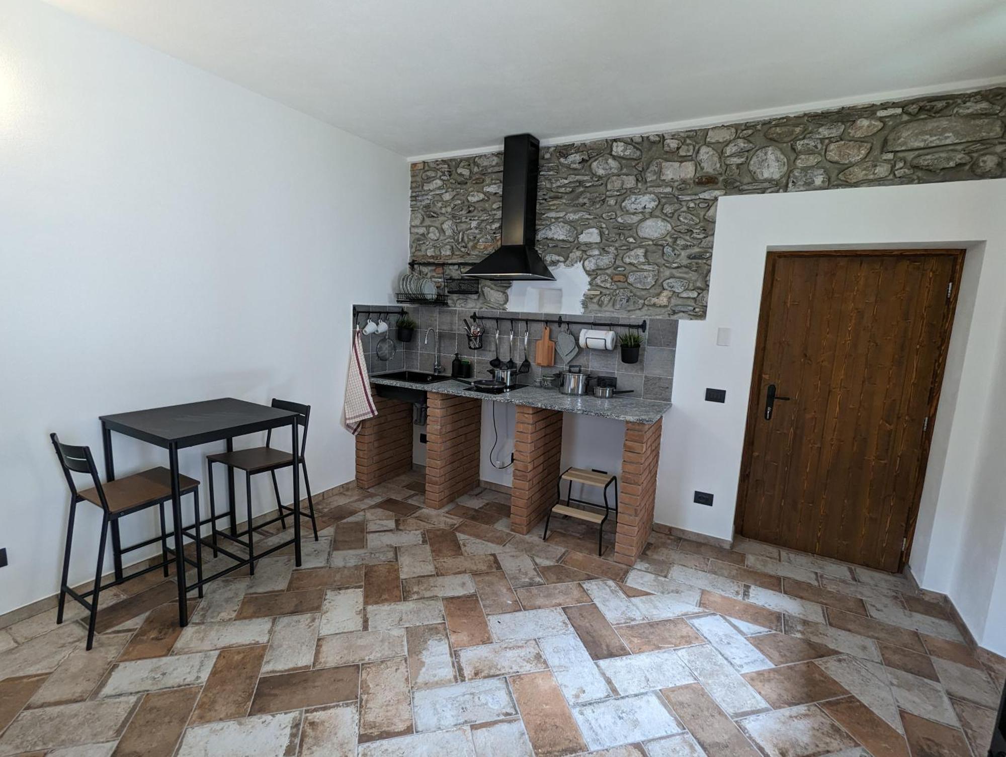 Antica Osteria Apartments Dongo Oda fotoğraf