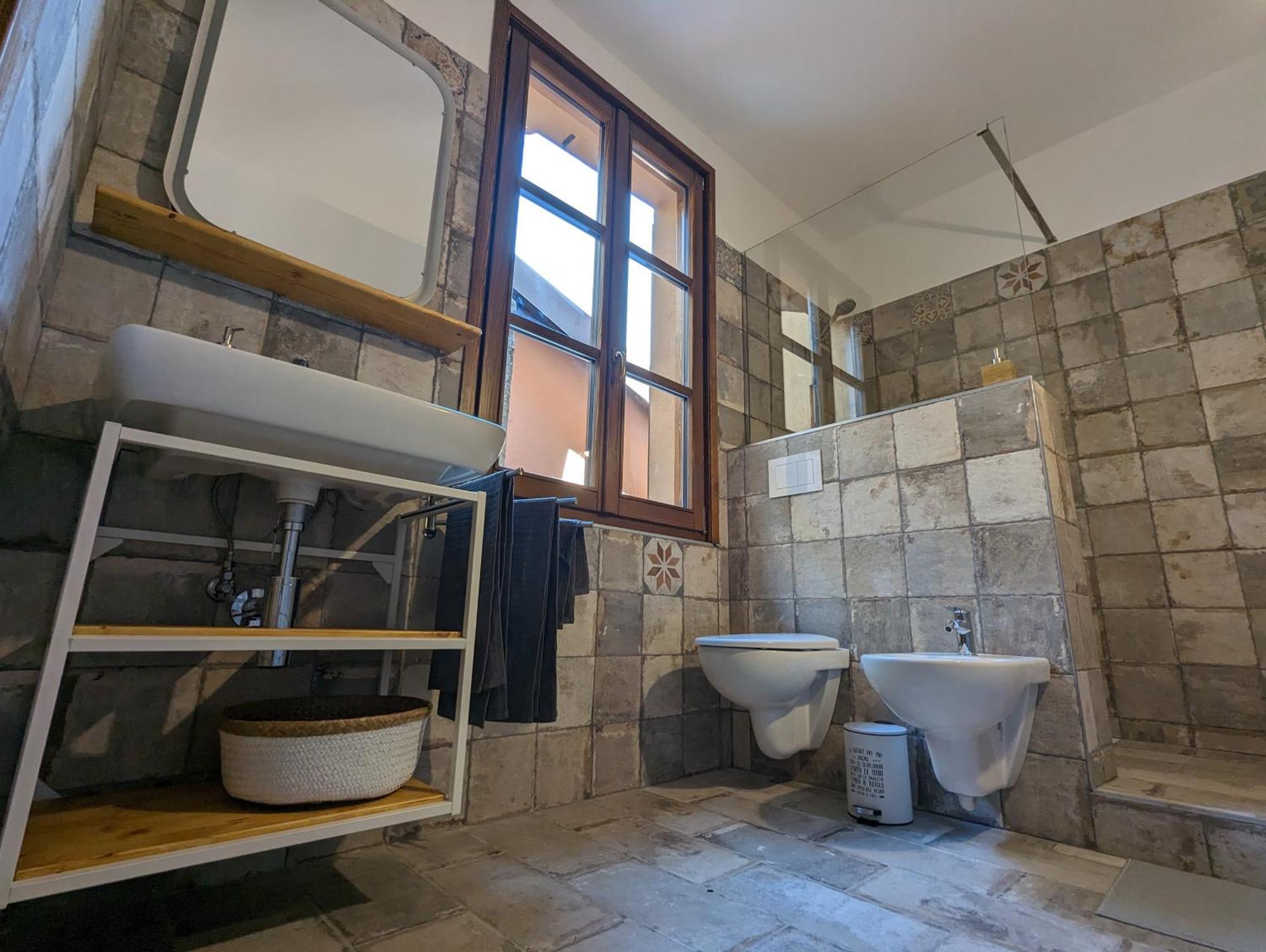 Antica Osteria Apartments Dongo Oda fotoğraf